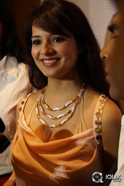 Saloni-at-Divazea-Curtain-Raiser-Press-Meet